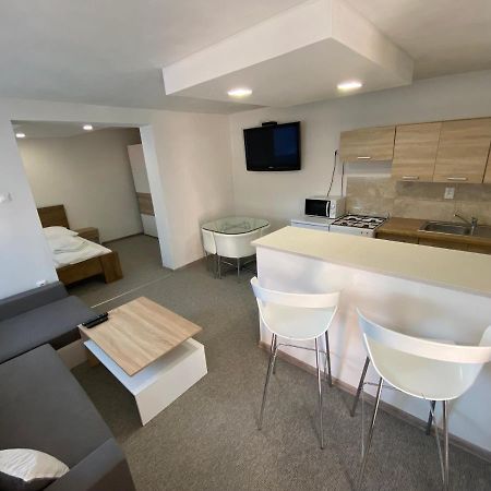 Ard Apartments - Léva Kültér fotó