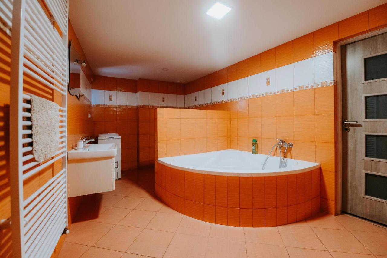 Ard Apartments - Léva Kültér fotó