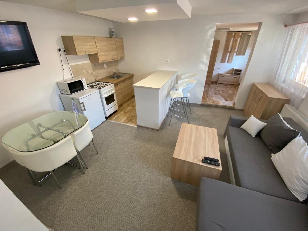 Ard Apartments - Léva Kültér fotó