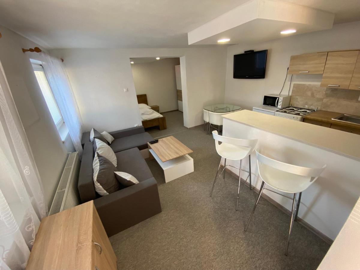 Ard Apartments - Léva Kültér fotó